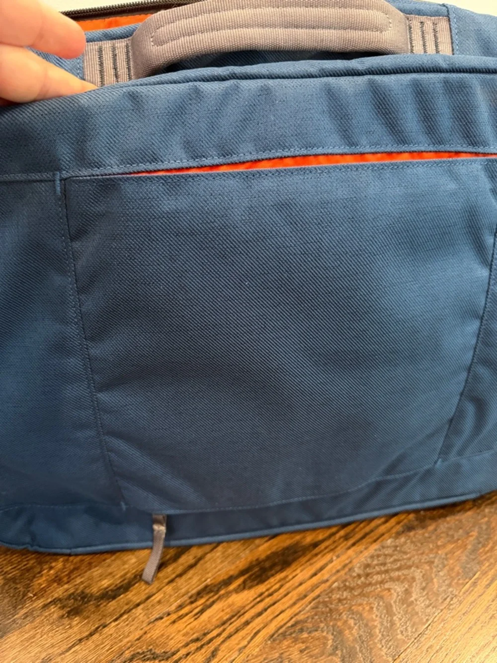 Patagonia Transport Shoulder Bag 26L messenger laptop travel bag